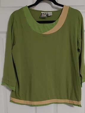 Vintage Green & Beige Scoop-Neck Women's Top by Take Two Clothing Co. Women's LG